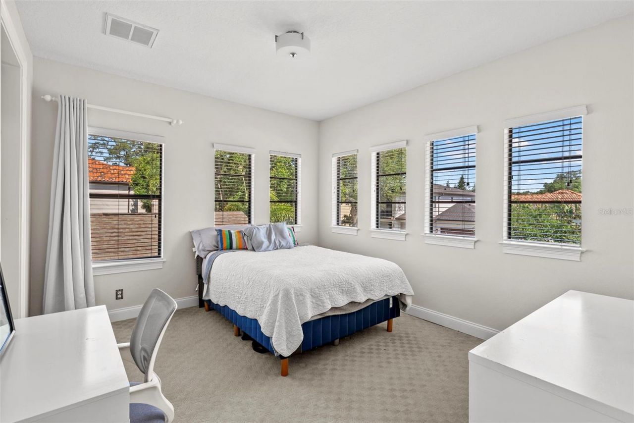 3114 W Bay Villa Avenue, Tampa, FL 33611 Photo