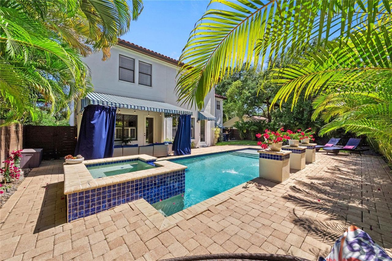 3114 W Bay Villa Avenue, Tampa, FL 33611 Photo