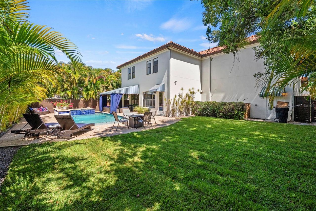 3114 W Bay Villa Avenue, Tampa, FL 33611 Photo