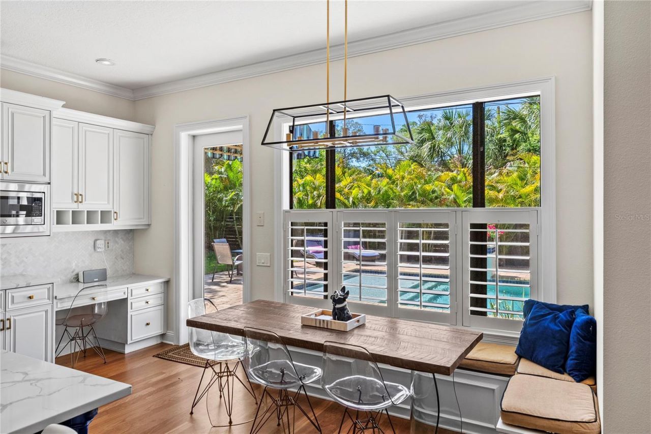 3114 W Bay Villa Avenue, Tampa, FL 33611 Photo