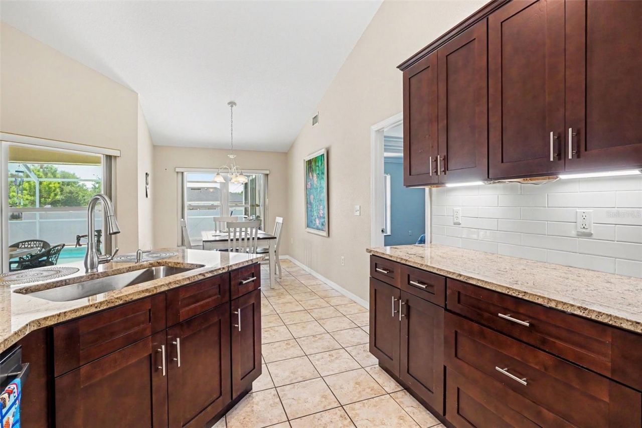 113 Shaddock Drive , Auburndale, FL 33823 Photo