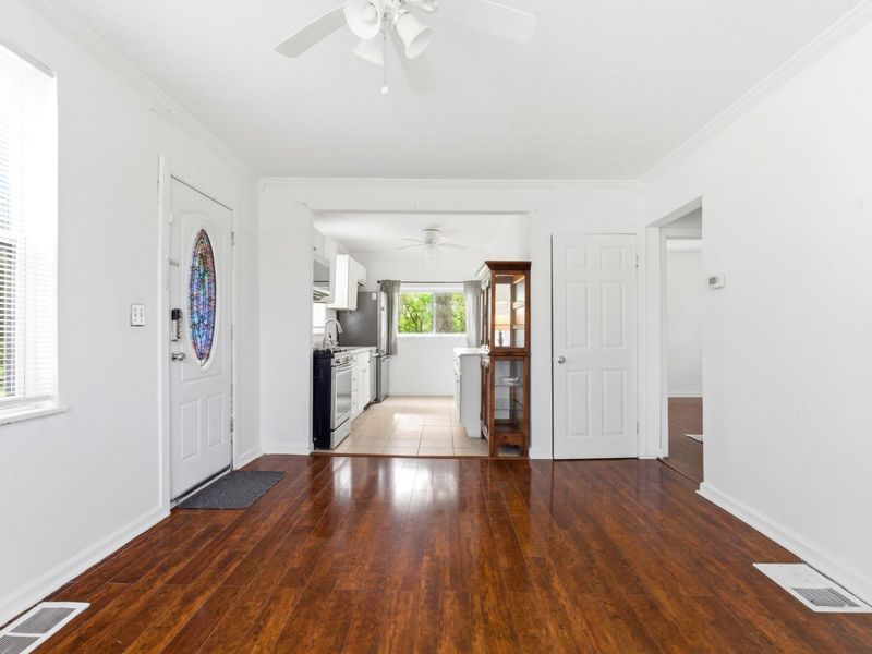 1706 Schilling Lane, Columbus, OH 43223 Photo 8