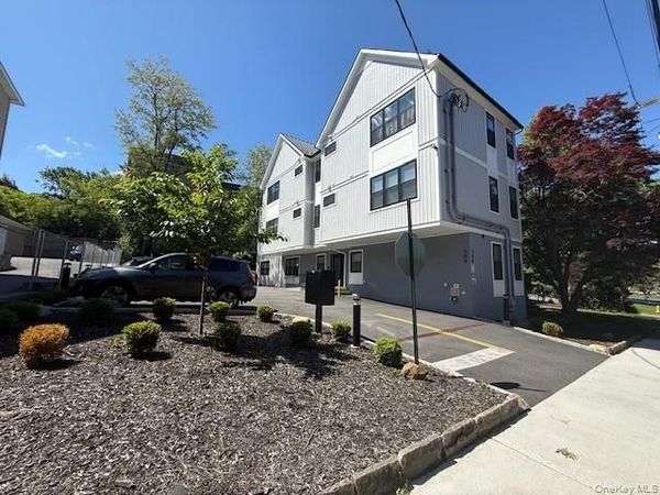 308 Battle Avenue, Unit 6, White Plains, NY 10606