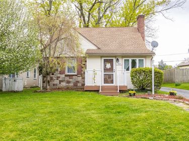 189 Cinnabar Road, Rochester, NY 14617