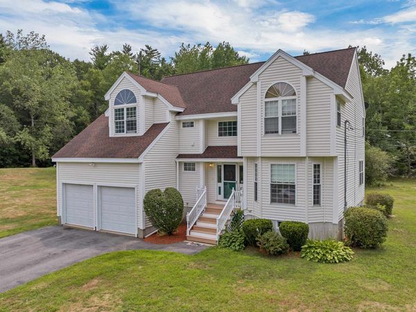 4 Jennifer Drive, Pelham, NH 03076