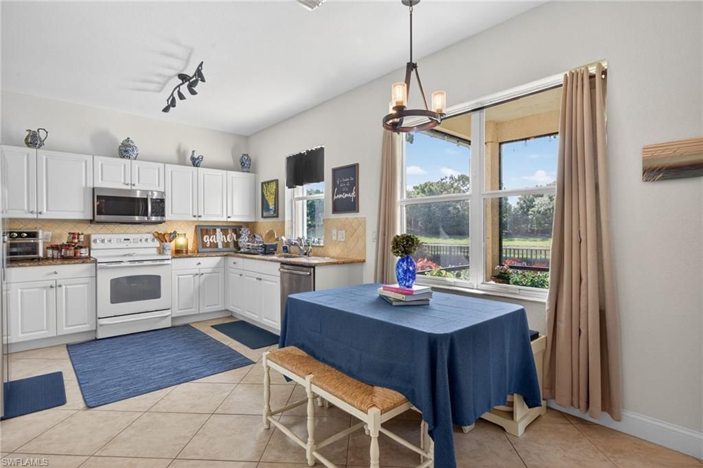10284 Crepe Jasmine Ln, Fort Myers, FL 33913 Photo