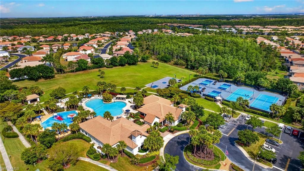 10284 Crepe Jasmine Ln, Fort Myers, FL 33913 Photo