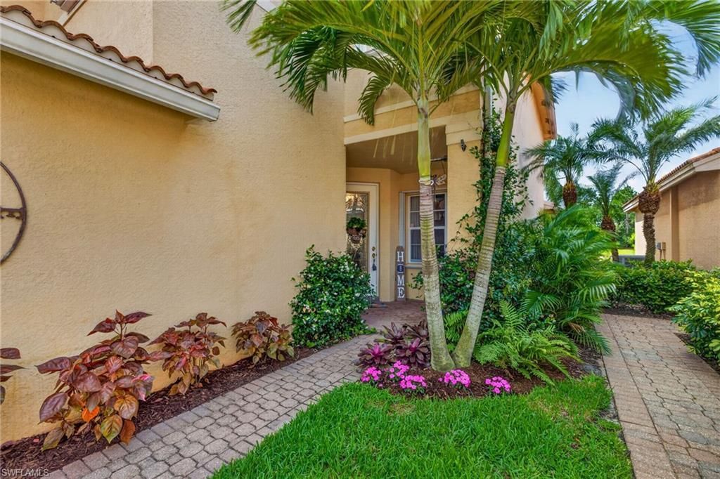 10284 Crepe Jasmine Ln, Fort Myers, FL 33913 Photo