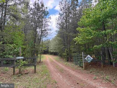 BELL ROAD (TRACT: MOORE NORTH) , DILLWYN, VA 23936