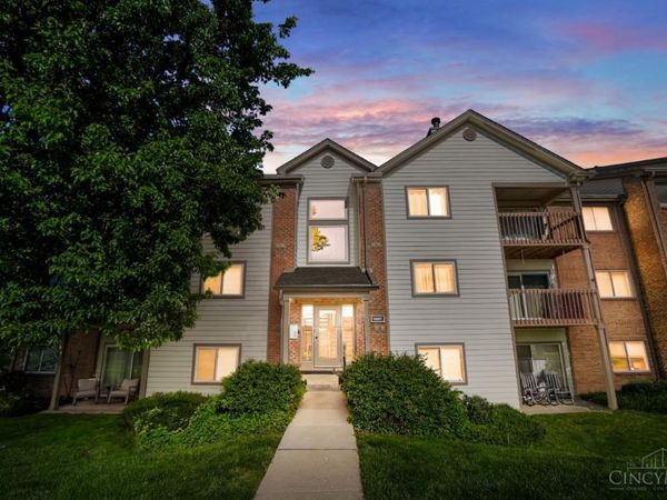 8887 Eagleview Drive, Unit 6, West Chester, OH 45069