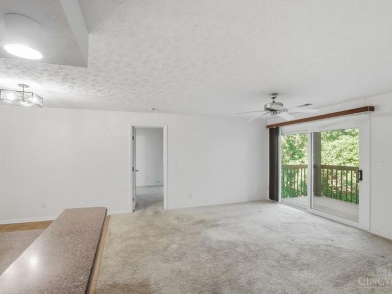 8887 Eagleview Drive, Unit 6, West Chester, OH 45069 Photo 11