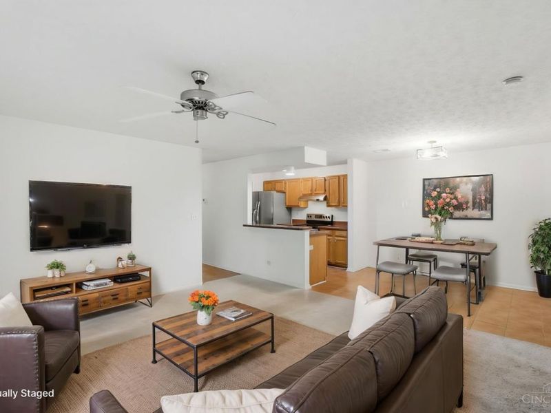 8887 Eagleview Drive, Unit 6, West Chester, OH 45069 Photo 13