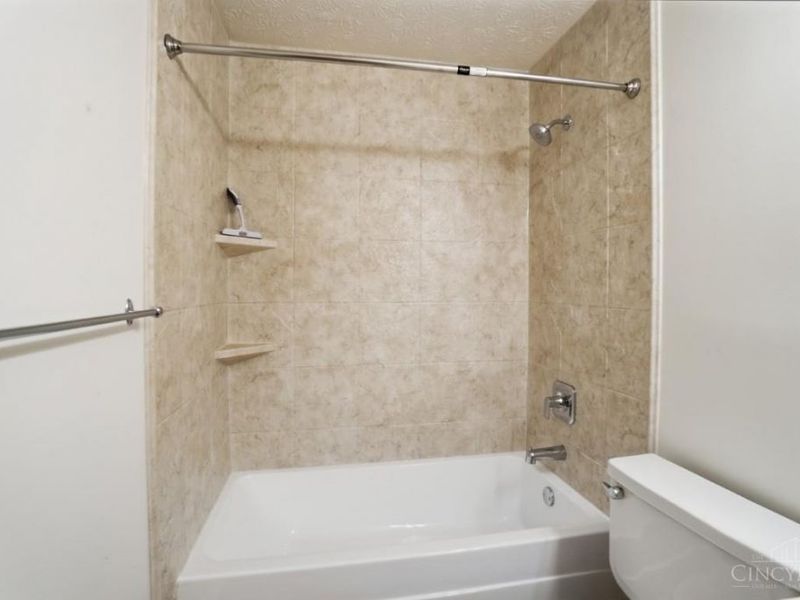 8887 Eagleview Drive, Unit 6, West Chester, OH 45069 Photo 33