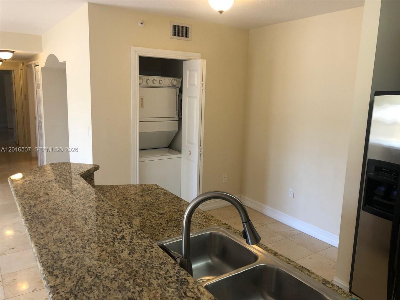 322 Madeira Ave, Unit 302, Coral Gables, FL 33134 Photo