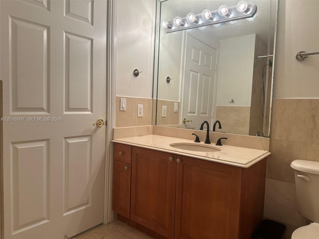 322 Madeira Ave, Unit 302, Coral Gables, FL 33134 Photo