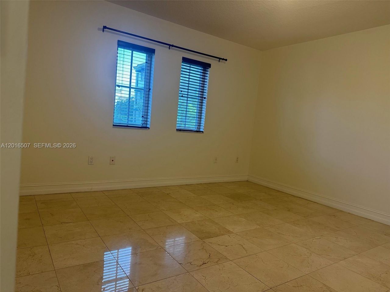 322 Madeira Ave, Unit 302, Coral Gables, FL 33134 Photo
