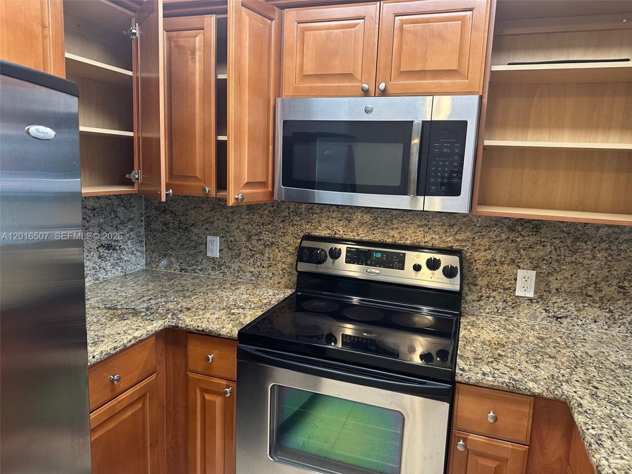 322 Madeira Ave, Unit 302, Coral Gables, FL 33134 Photo