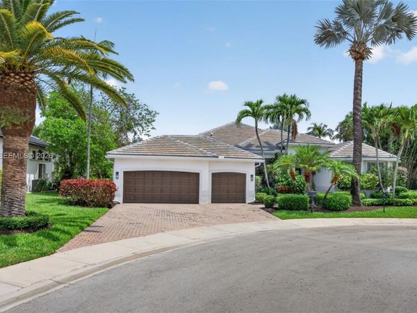 2538 Montclaire Ct , Weston, FL 33327