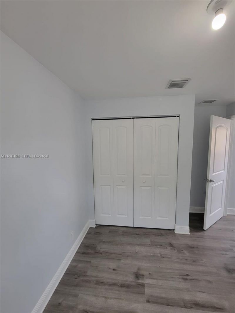 1809 NW 8th Pl , Fort Lauderdale, FL 33311 Photo