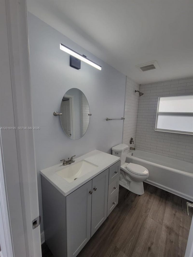 1809 NW 8th Pl , Fort Lauderdale, FL 33311 Photo
