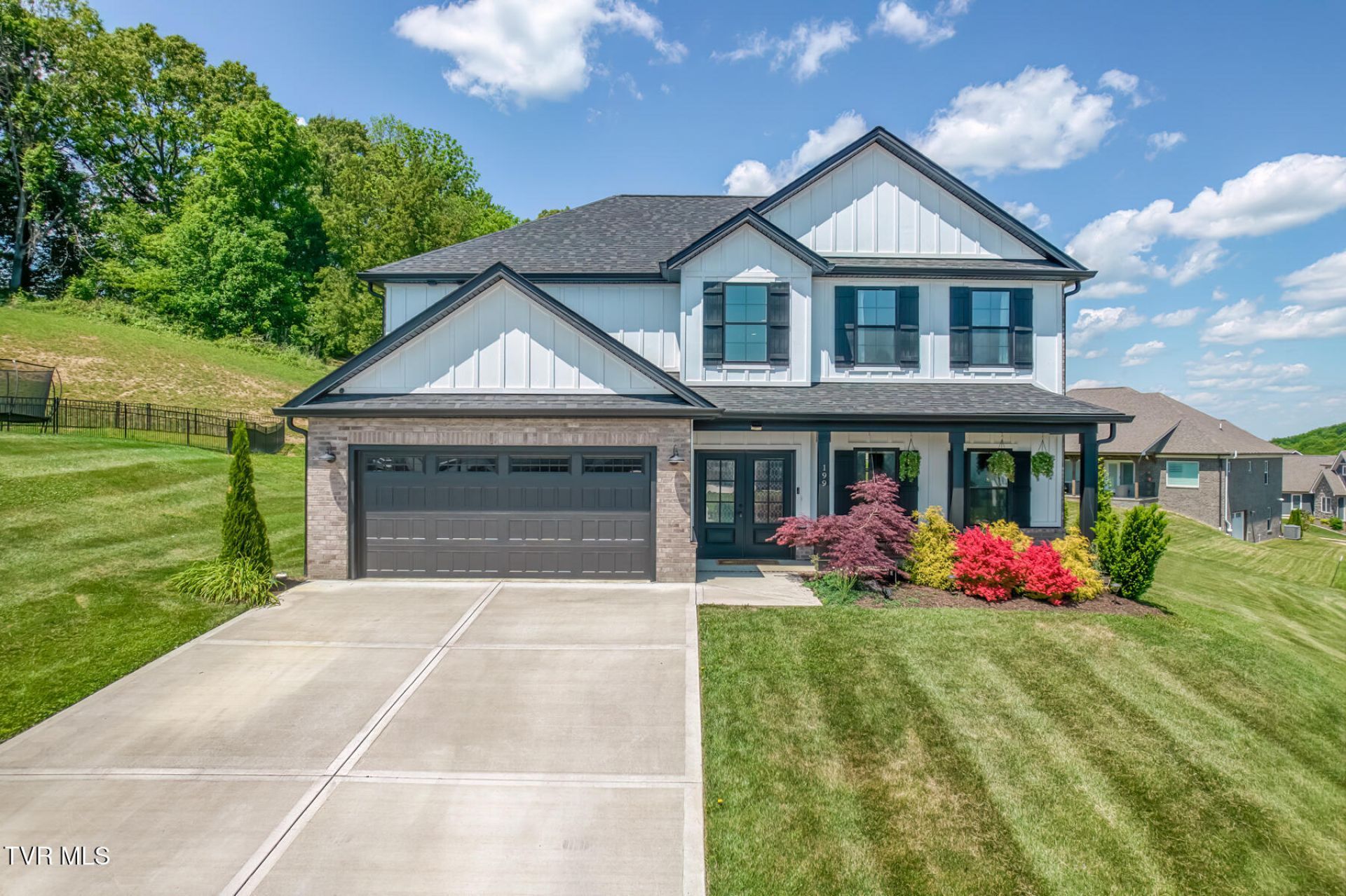 199 Tanners Cove, Johnson City, TN 37615 Main Photo