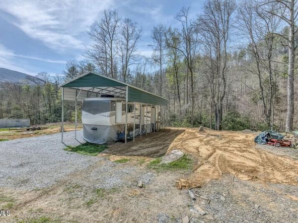155 Tower Road, Roan Mountain, TN 37687