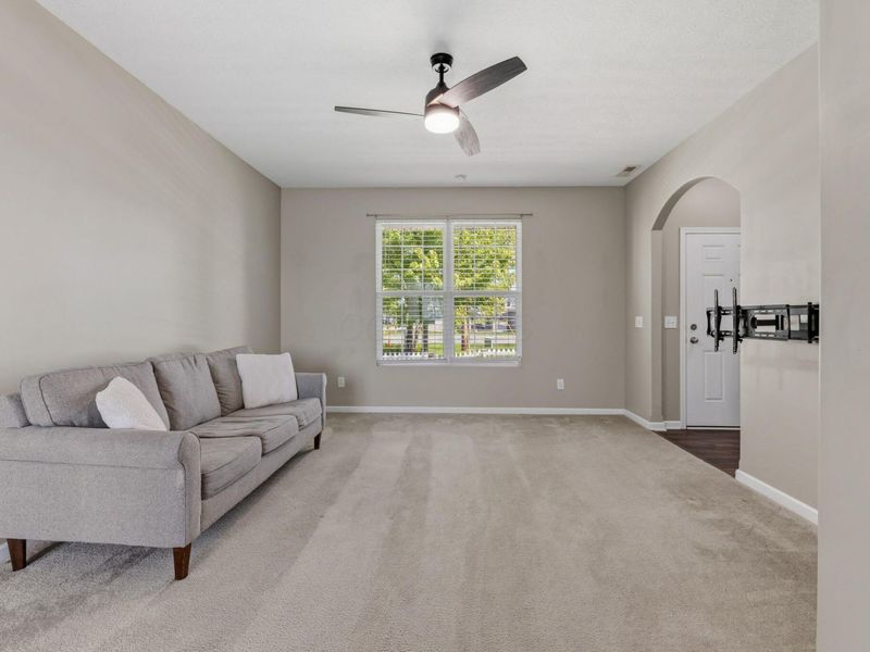 5633 Renner Road, Columbus, OH 43228 Photo 10