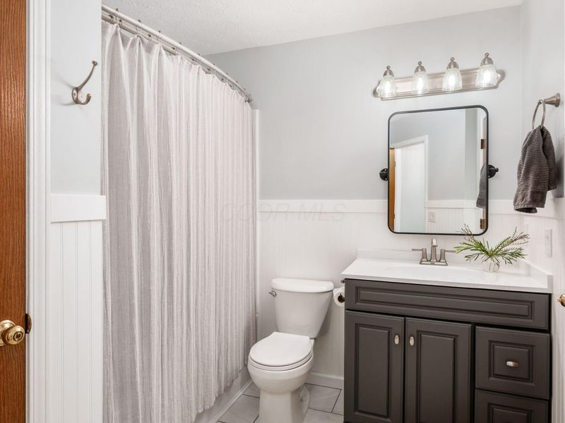 827 Bledsoe Drive, Galloway, OH 43119 Photo 15