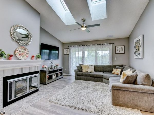 121 Woodward Lane, Bernards, NJ 07920