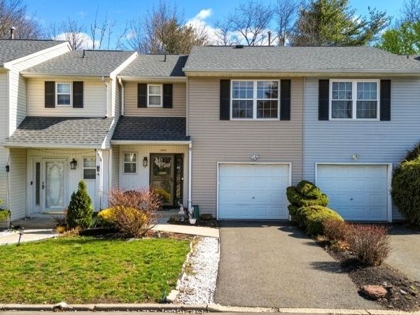 23 Scotto Pl, South Brunswick, NJ 08810
