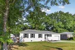 227 Jean Wells Drive photo 4