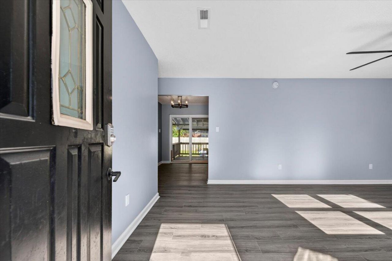 227 Jean Wells Drive Photo 4
