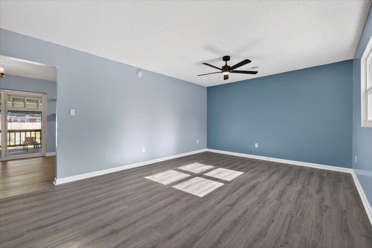 227 Jean Wells Drive Photo 6
