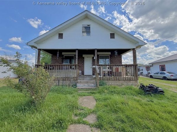 2114 Monroe Avenue, Point Pleasant, WV 25550