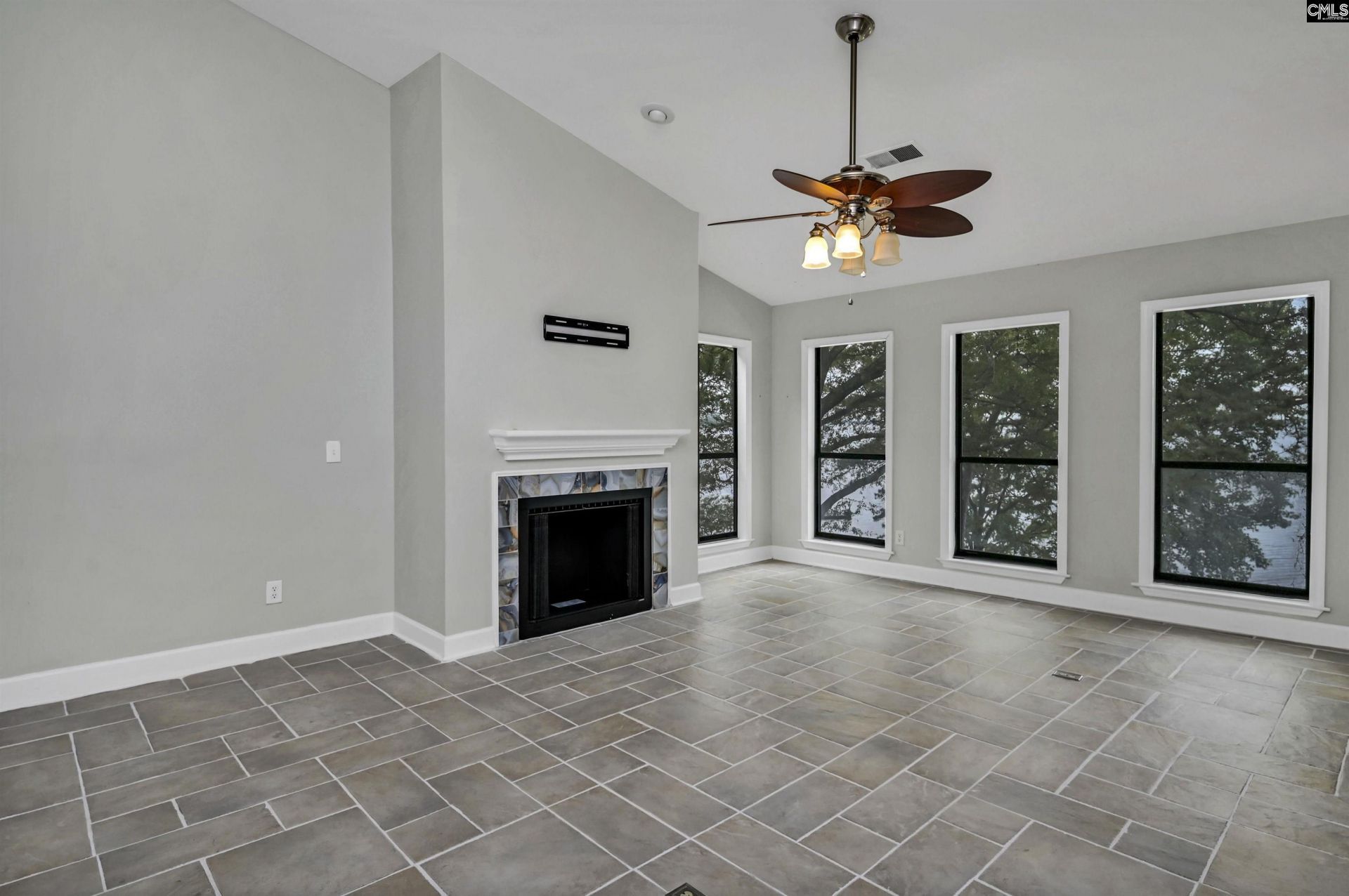 1441 Old Chapin Road  Photo 6