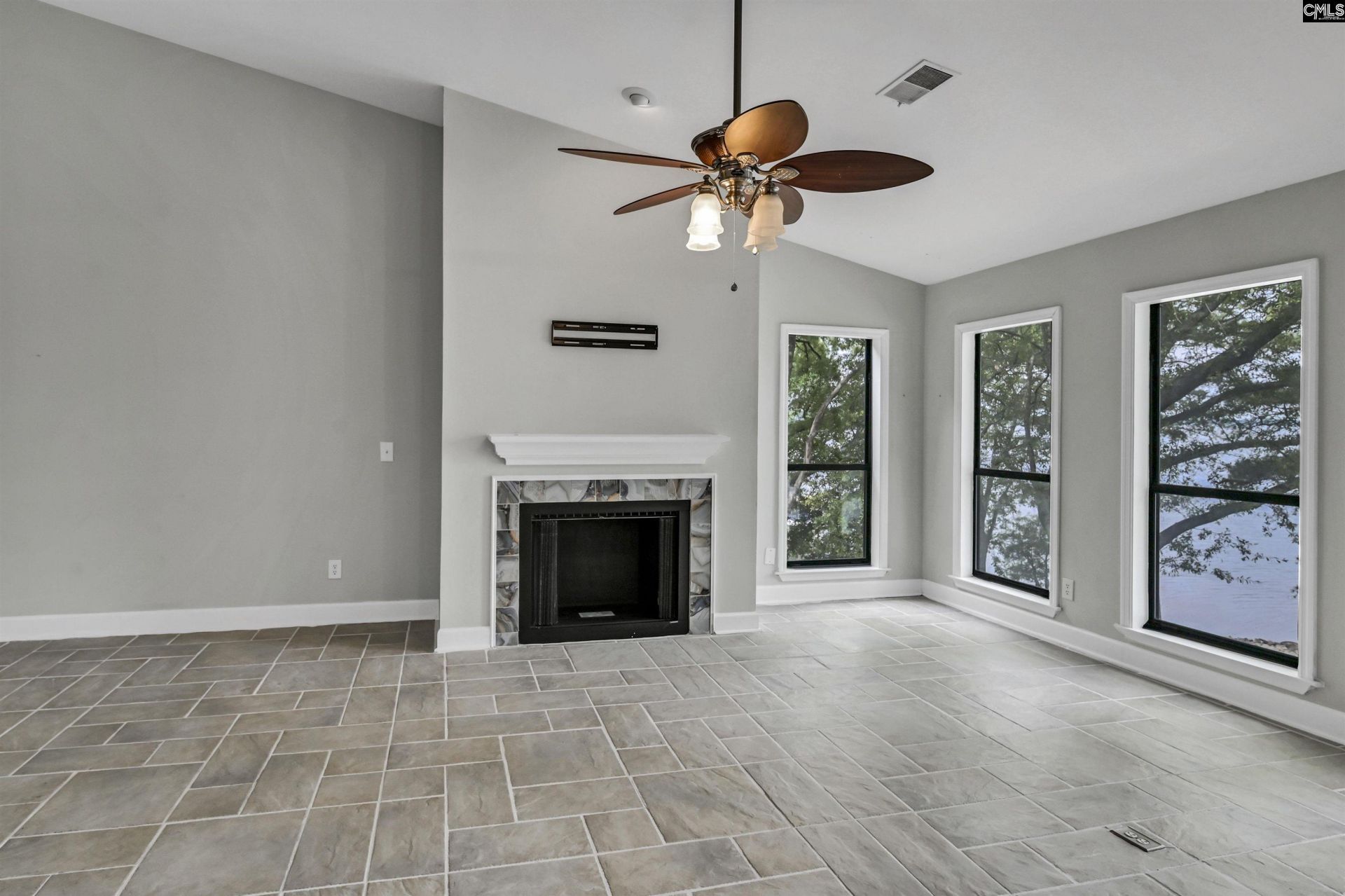 1441 Old Chapin Road  Photo 7