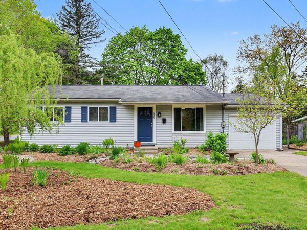 935 S Baldwin Street, Greenville, MI 48838