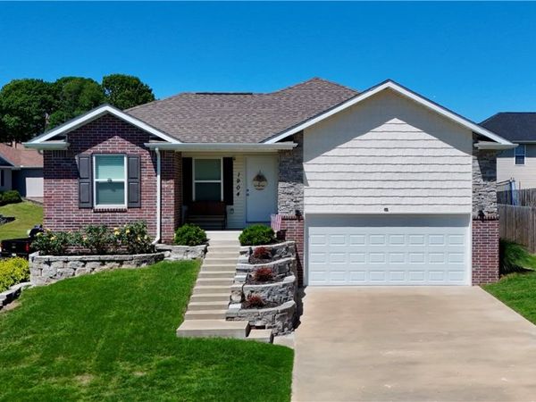 1904 Bradford, Harrison, AR 72601