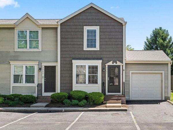 4947 Singleton Drive, Unit 13D, Hilliard, OH 43026