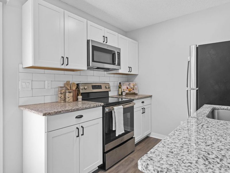 4947 Singleton Drive, Unit 13D, Hilliard, OH 43026 Photo 8