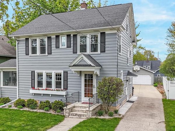 708 CIRCLE STREET, Appleton, WI 54911