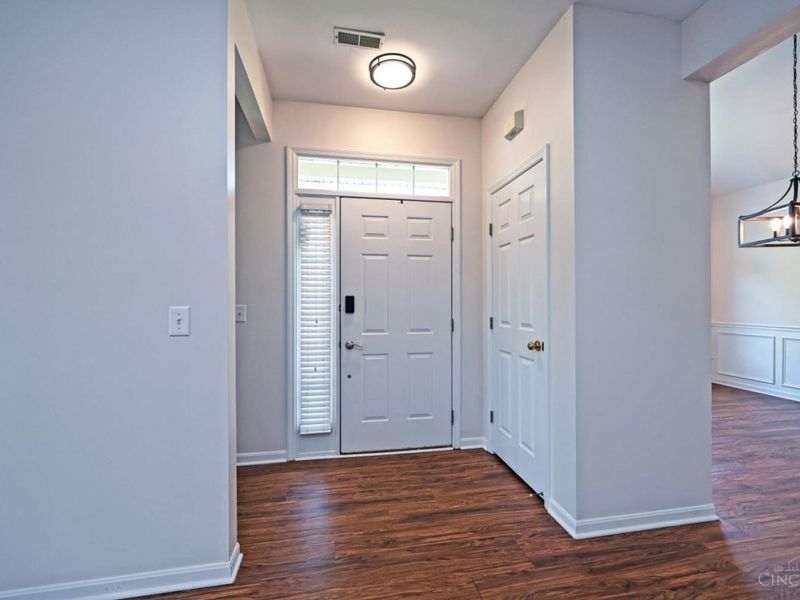 3895 Sandtrap Circle, Mason, OH 45040 Photo 4