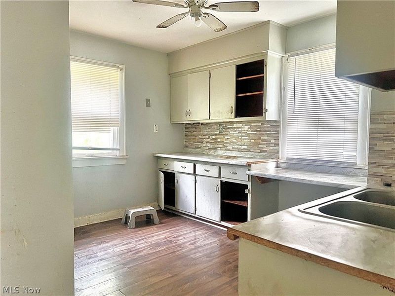 3679 E 105th Street, Cleveland, OH 44105 Photo 6