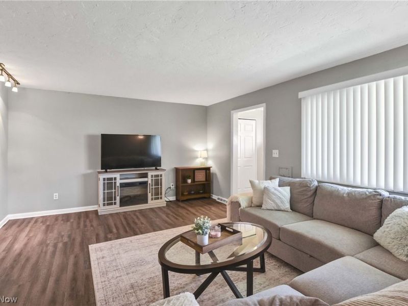 25345 Country Club Boulevard, Unit 12-11, North Olmsted, OH 44070 Photo 11