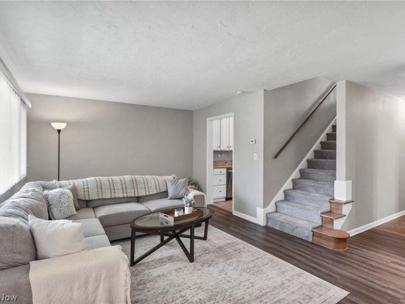 25345 Country Club Boulevard, Unit 12-11, North Olmsted, OH 44070 Photo 7