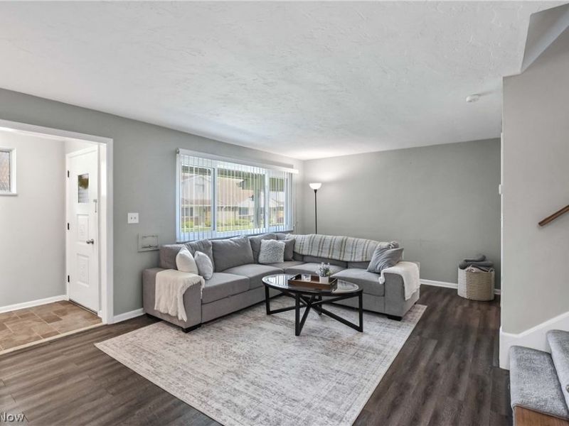 25345 Country Club Boulevard, Unit 12-11, North Olmsted, OH 44070 Photo 9