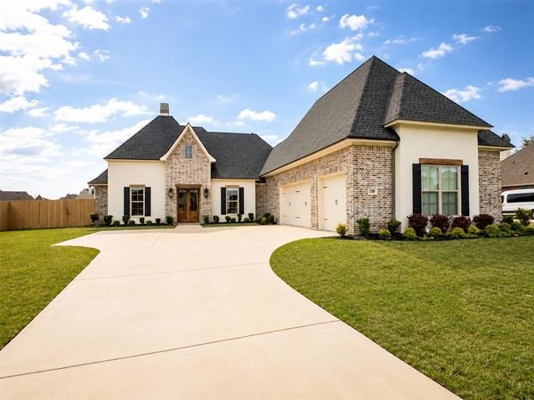 268 Cullom Drive , Bossier City, LA 71112