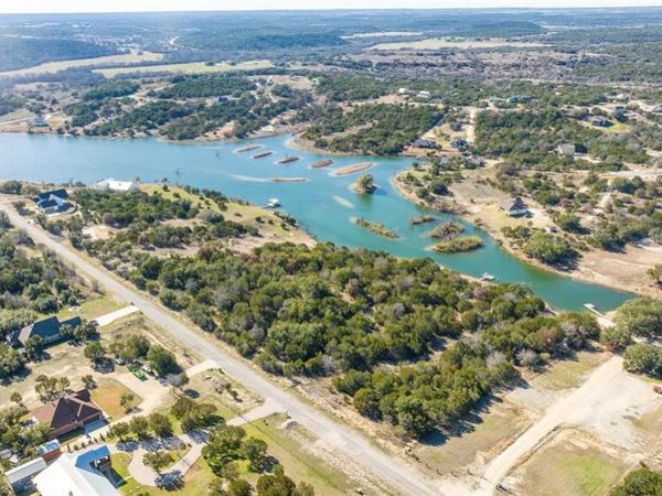 620 Anglers Point , Bluff Dale, TX 76433