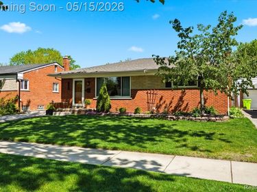 1333 Fontaine Avenue, Madison Heights, MI 48071