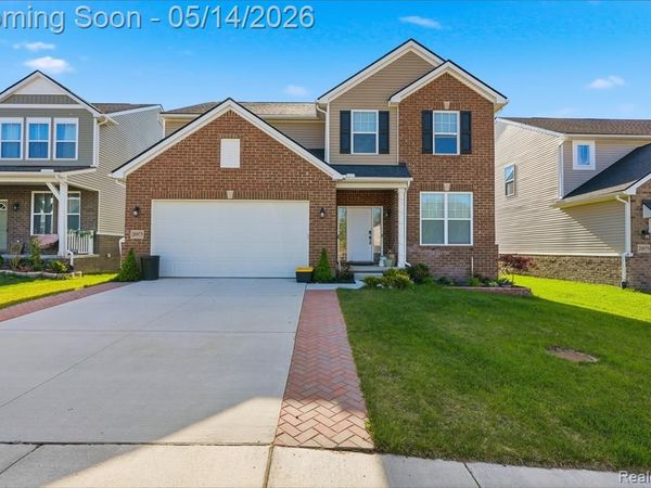 20975 Calabrese Drive, Lyon Twp, MI 48178